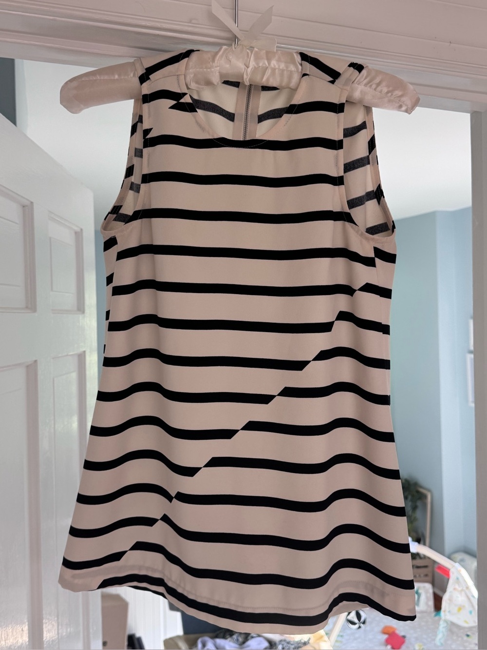 Madewell Sleeveless black and white top